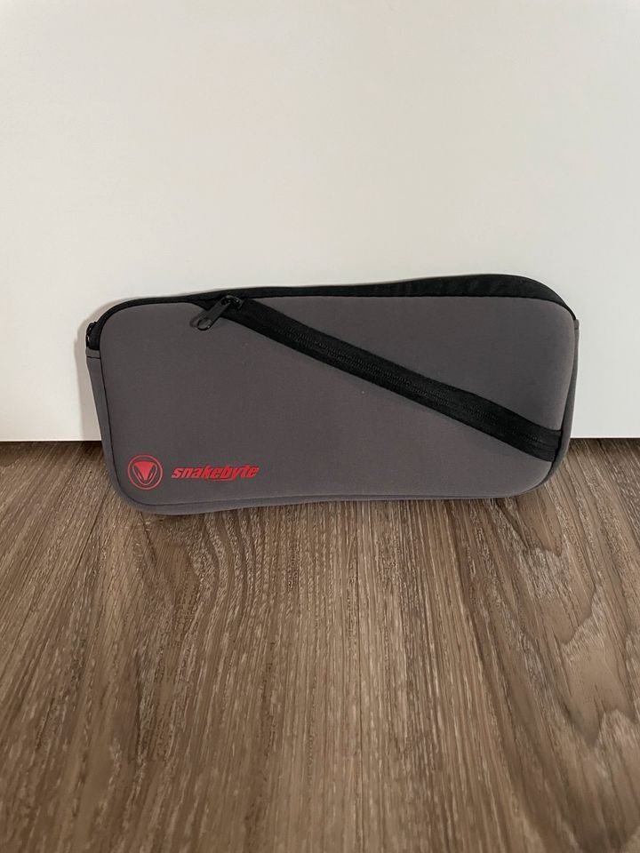 Nintendo Switch Case von Snakebyte - wie Neu in Lüneburg