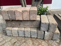 20 Palisaden grau / rot ca 32 x 12 x 16 Brandenburg - Werder (Havel) Vorschau