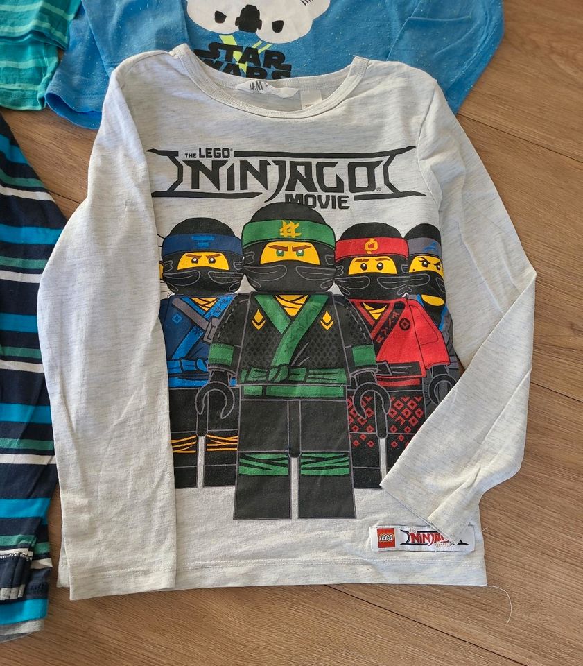 Langarm-Shirt Shirt long-sleeve ninjago Star wars 122/128 H&M in Giebelstadt