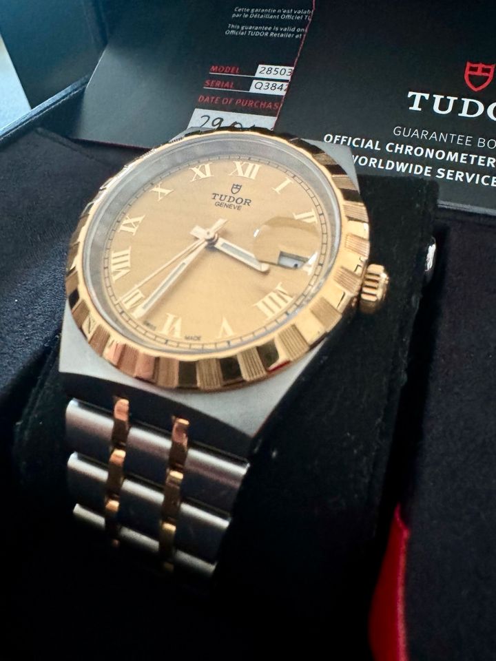 Tudor Royal Champagner - 38mm Stahl Gold 01/22 in Hamburg