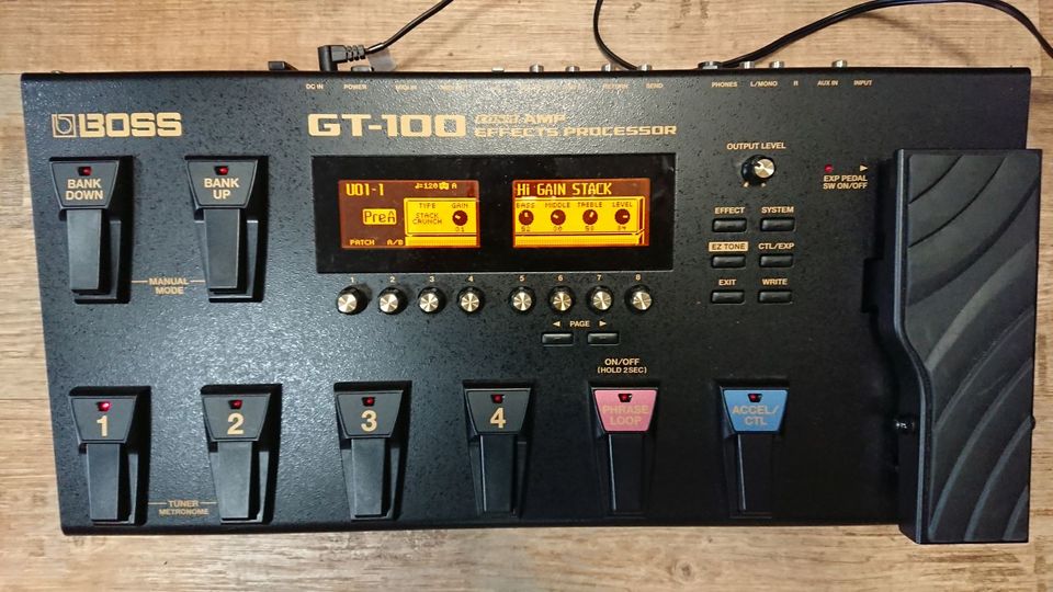 Effektgerät E-Gitarre Boss GT-100 in Radebeul