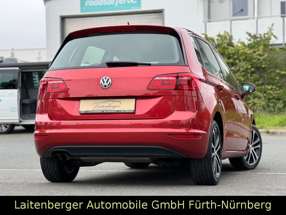 Volkswagen Golf Sportsvan VII Highline 1.4*DSG*NAVI*XENON in Fürth