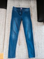 2 Jeans von "Alive" in der Größe 152 Nordrhein-Westfalen - Sonsbeck Vorschau