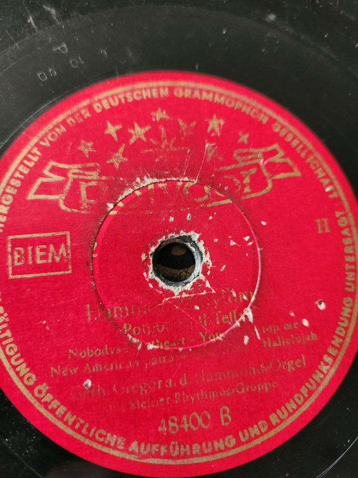 Original Schellack Schallplatten für Grammophon in Taufkirchen