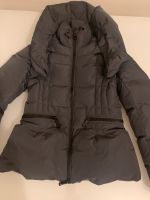 Original MONCLER Damen Glanz Daunenjacke Größe 2 schwarz TOP Berlin - Schöneberg Vorschau