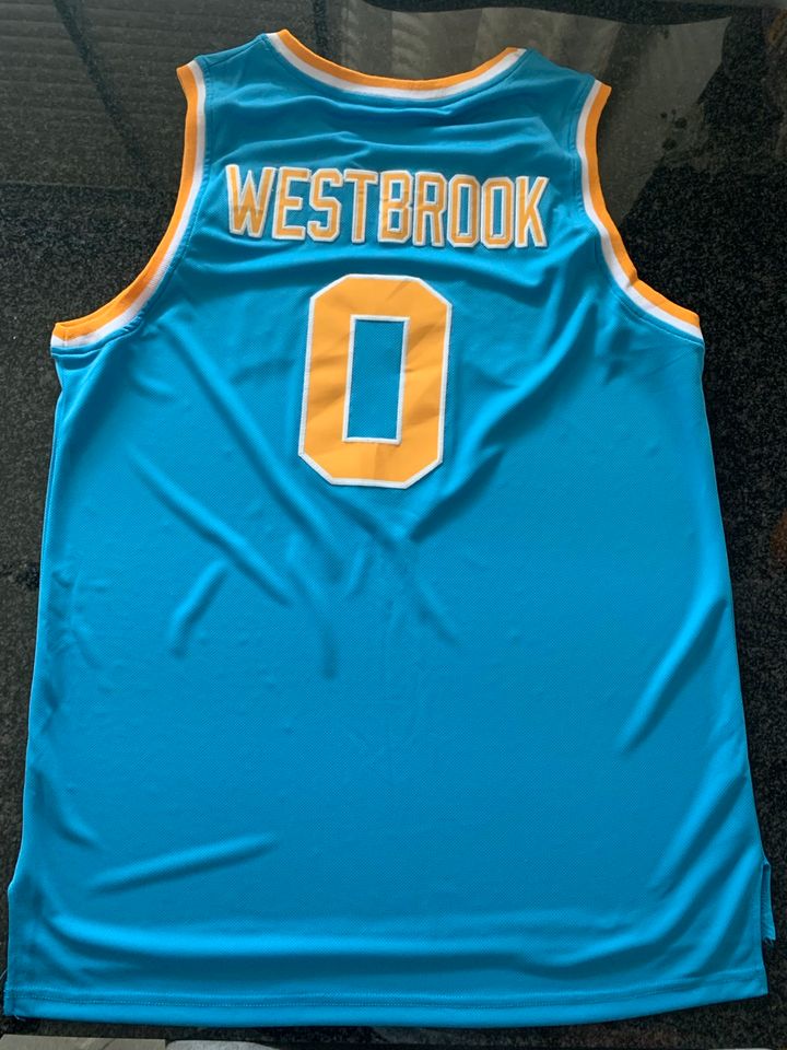 Russell Westbrook UCLA College NBA Trikot (L) in Augsburg