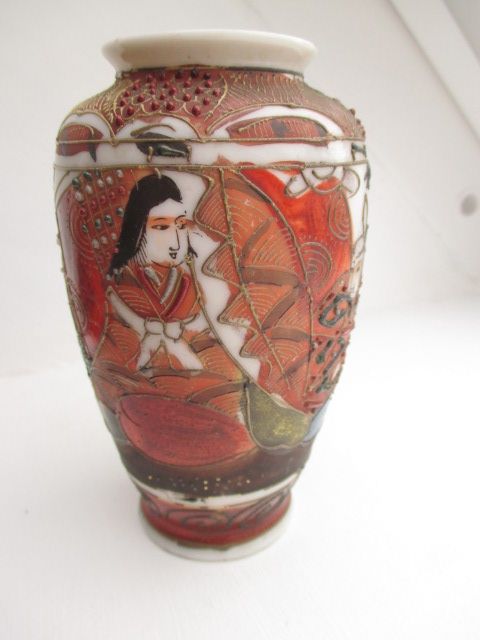 Japanische Vase - ca. 13 cm hoch in Schacht-Audorf