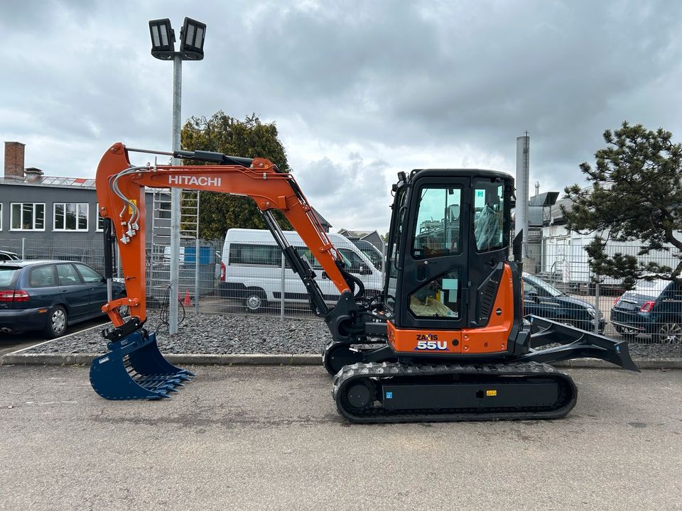 HITACHI ZX55U-6 CLR Kompaktbagger - NEU mit HS03 SW & Sieblöffel in Remshalden