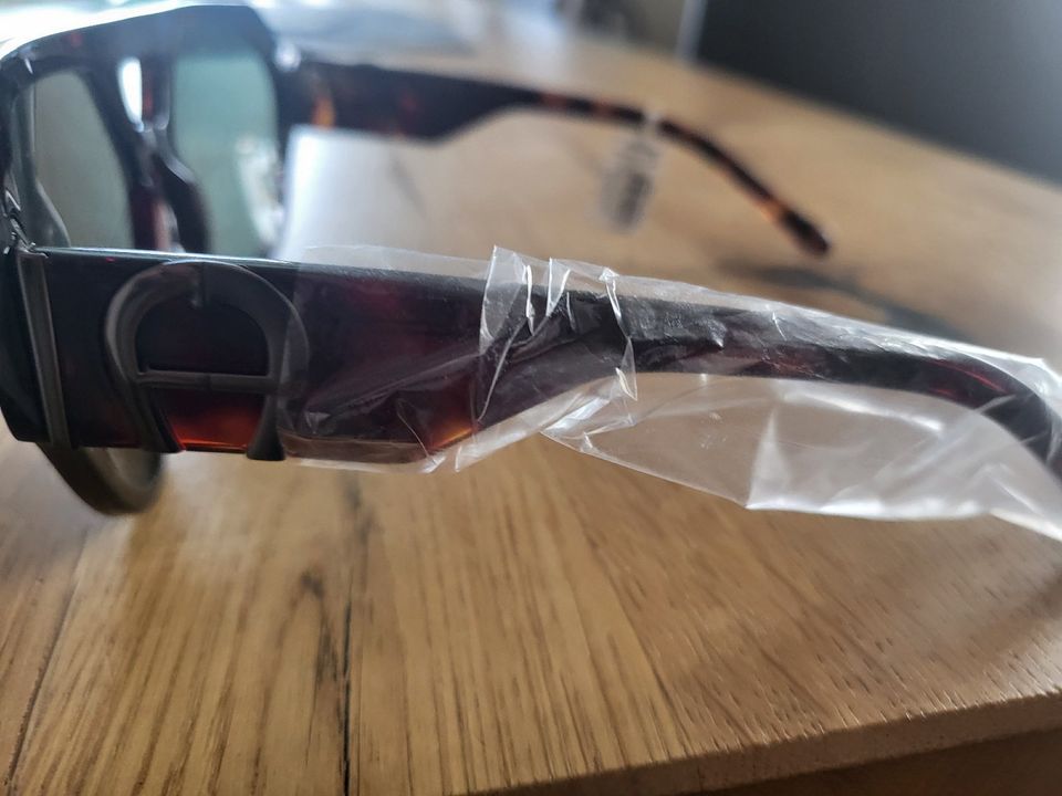 Aigner Sonnenbrille, neu, unbenutzt in Alteglofsheim