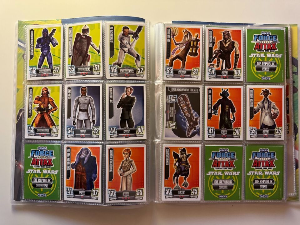 Topps Force Attax Serie 2 (Zustand sehr gut) in Hachenburg