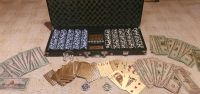 Pokerkoffer Deluxe Spielgeldscheine Poker Kartenspiel Gold Nordrhein-Westfalen - Löhne Vorschau