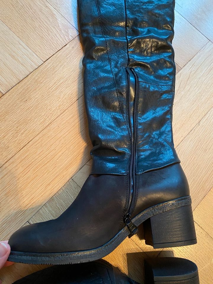 MJUS Overknee Stiefel Gr. 41 Schwarz Echtleder Neu OVP in Berlin