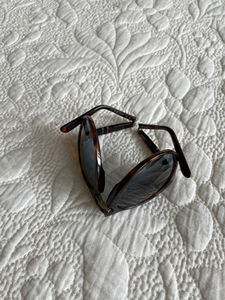 Persol Folding Sonnenbrille Model PO0714 “kult” in Lübeck