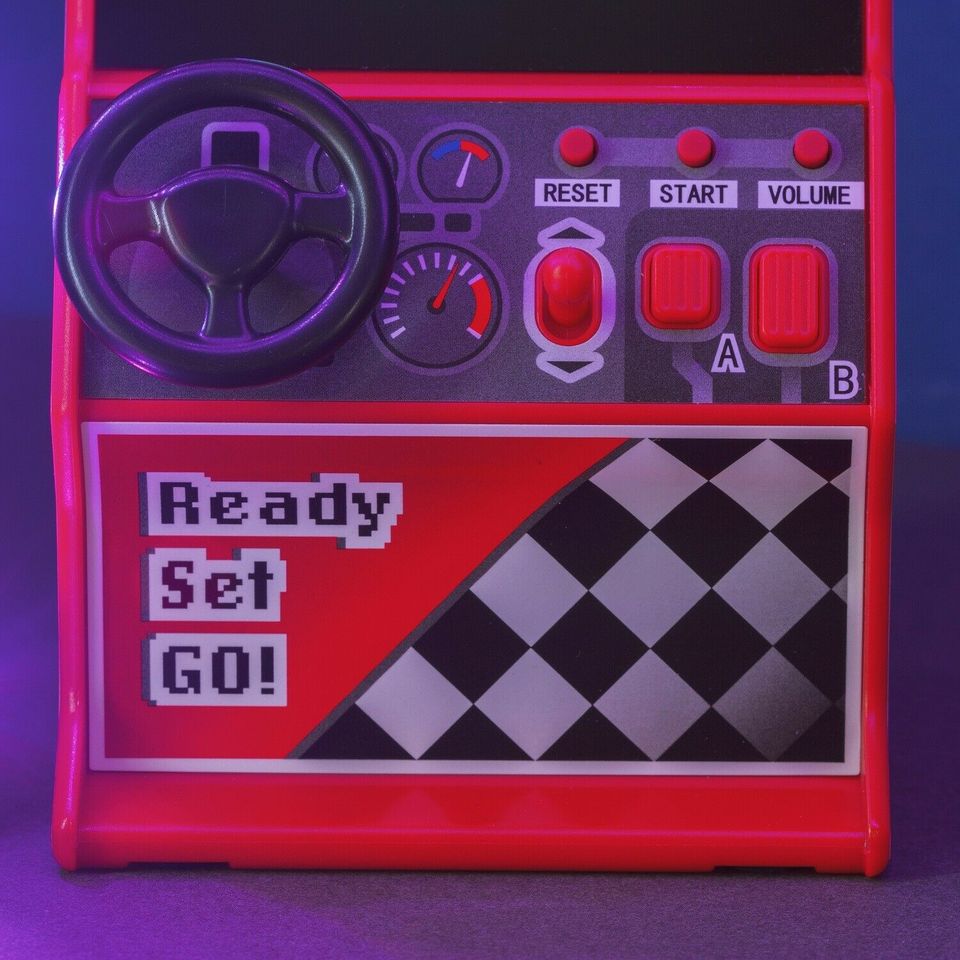 ORB - Retro Racing Machine - inkl. 30x 8-Bit Spielen in Niederkassel