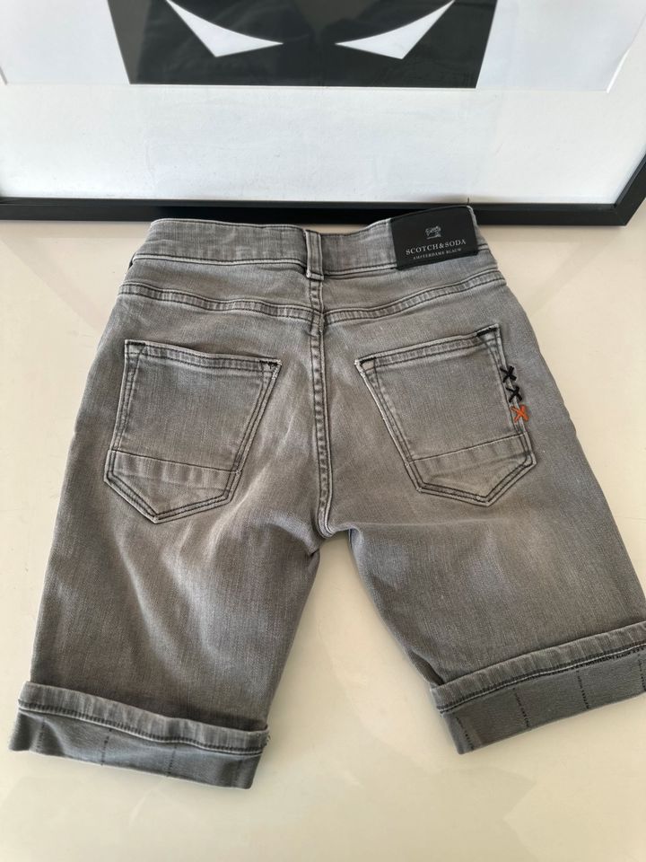 Tolle Scotch&Soda Jeans Shorts Gr. 128 - wie neu! in Wuppertal