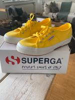 Supergas in gelb Düsseldorf - Flingern Nord Vorschau