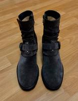 Graue Stiefelette aus Wildleder in Größe 37 von Kennel & Schmenge Nordrhein-Westfalen - Herne Vorschau