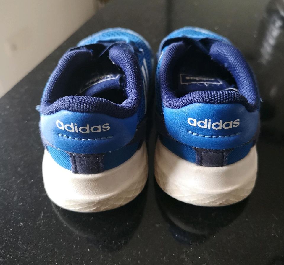 Adidas Sneaker Schuhe Gr. 21 in Tholey