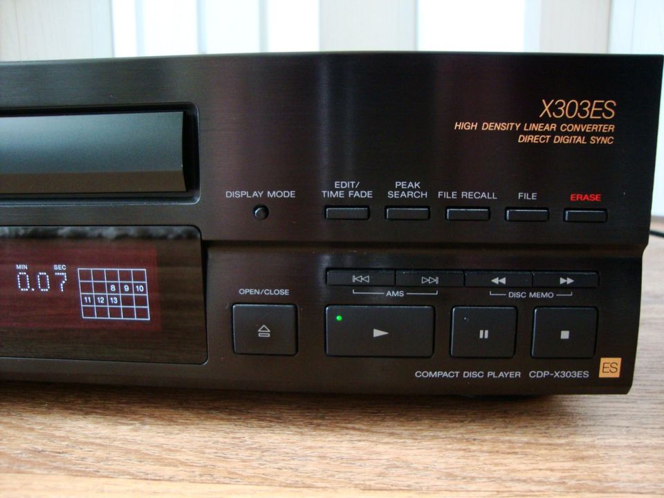 SONY CD Player CDP-X 303 ES mit BDA,FB in Neuötting