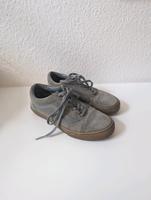 Vans Gr. 38 grau Wildleder Sachsen-Anhalt - Halle Vorschau