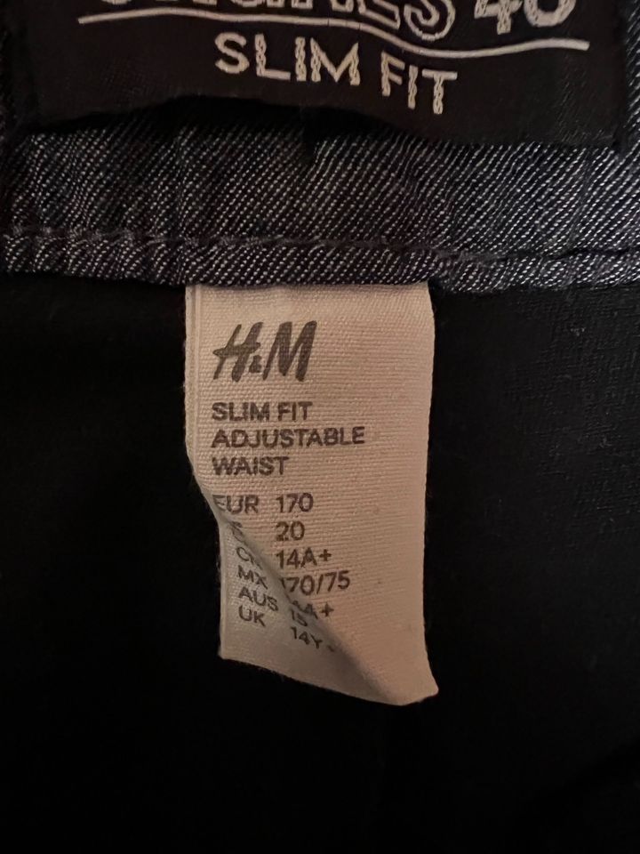 Hose Stoffhose H&M 170 Slim fit schwarz in Mülheim (Ruhr)