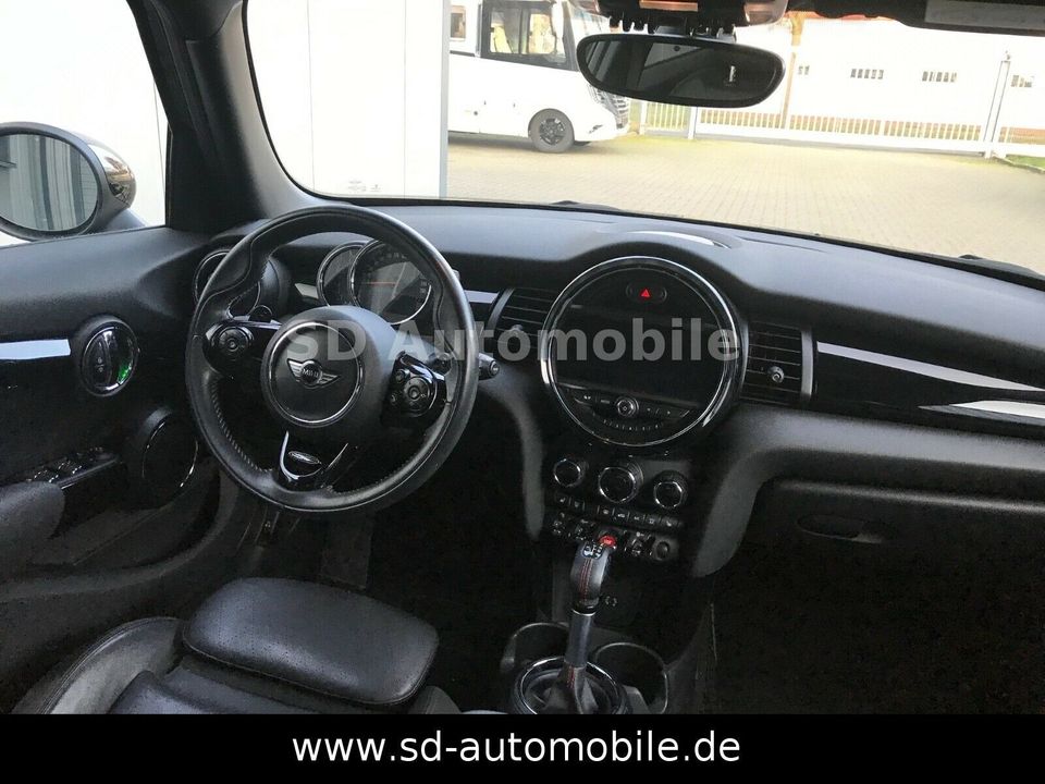 MINI Mini Cooper S 4-trg. LED + NAVI + LEDER in Grasberg