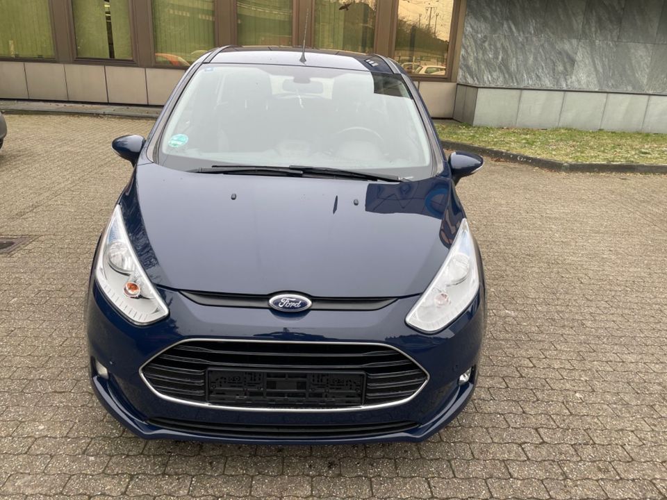 Ford B-Max SYNC Edition in Duisburg