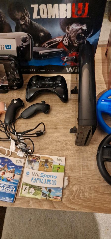 Wii U Konsole 14 Spiele Lenkräder Controller 32 GB in Altenbeken