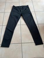 Mavi Skinny Jeans Mödchen Lexy schwarz Gr. 28 wie neu Hessen - Bensheim Vorschau