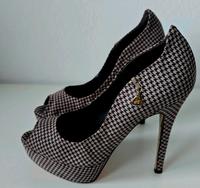 Scarbe italien vera pelle kariert grau schwarz High Heels 37 Bayern - Neuendettelsau Vorschau