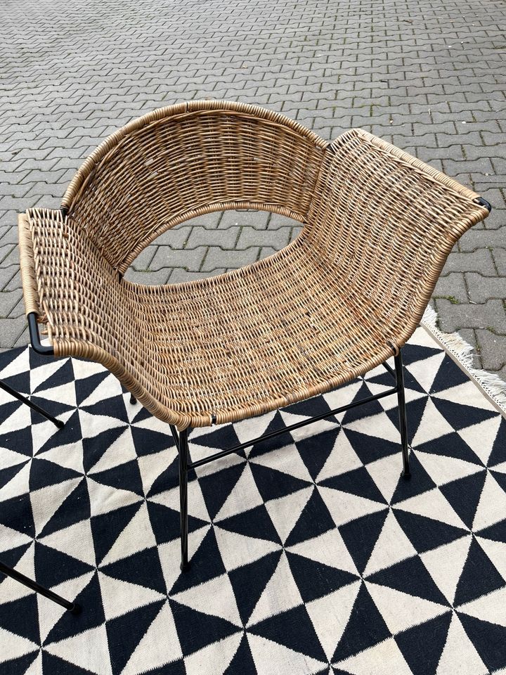 Mid Century Vintage Boho Sessel Stühle Geflecht Korb Metal in Krefeld