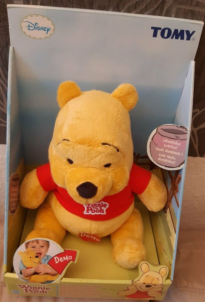 Disney Winnie The Pooh 25 cm macht Geräusche Neu & OVP in Berlin