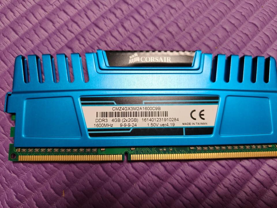 Windows XP PC Voodoo 3dfx Banshee Auzentech HomeTheater HD 4GB in Kelsterbach