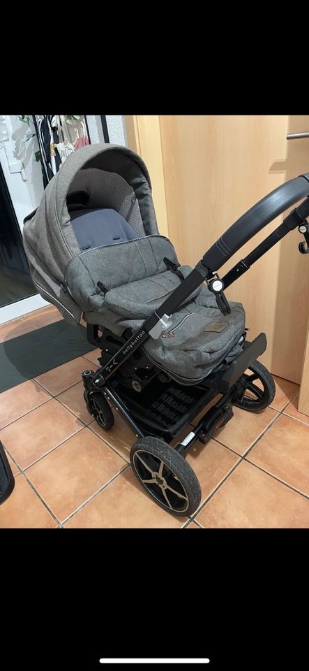 Hartan vip xl Kinderwagen belly Button mit kiddy babyschale in Wassenberg