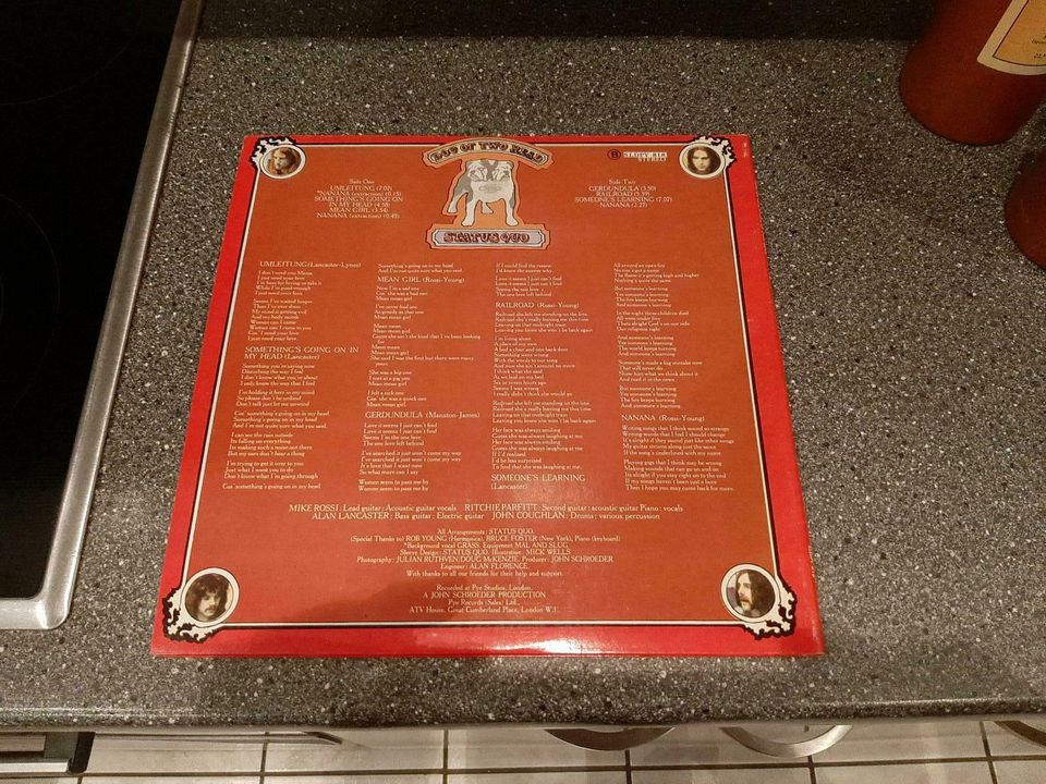 Status Quo- Dog Of Two Head- Vinyl in Herzogenrath