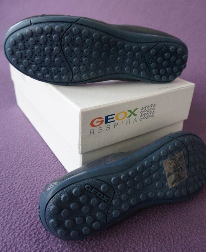 Geox Ballerina festliche Schuhe blau Marine 33 neu in München