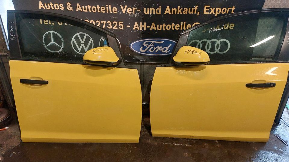 Opel astra J tür vorne R&L komplett Spiegel gut Zustand 2011 in Bochum