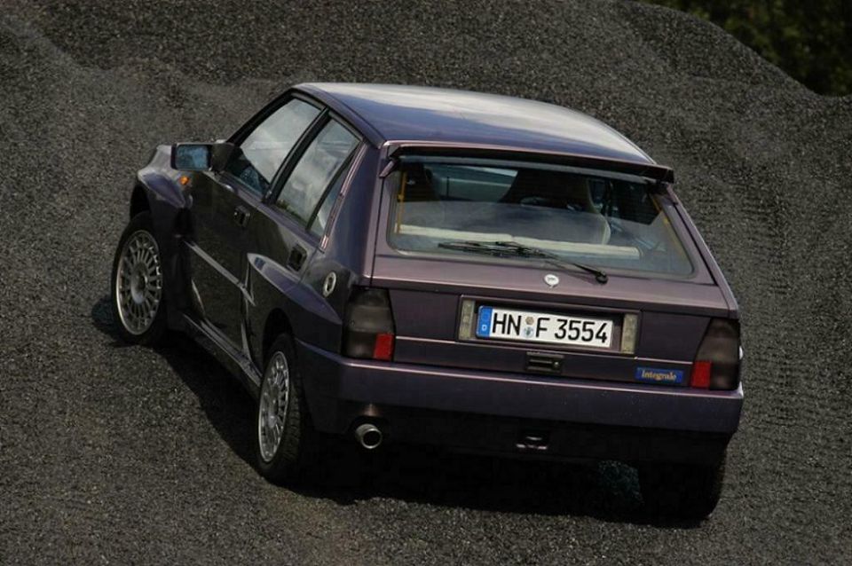 SCHWARZE Rückleuchten Lancia Delta GT HF 4WD Turbo Integrale 16V in Göttingen