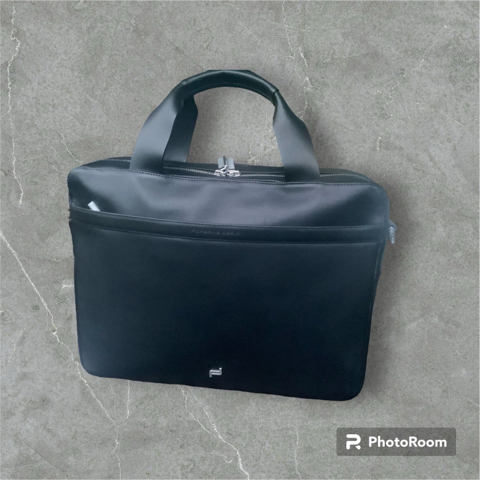 Porsche Design  Shyrt Leather  Briefbag Messenger Laptop Tasche in Duisburg