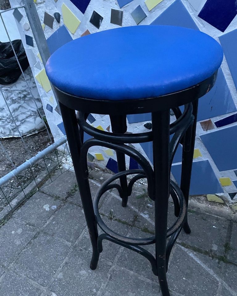 2 Barhocker blau/schwarz Thonet-Stil in Kornwestheim