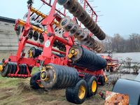 Kurzscheibenegge VÄDERSTAD CARRIER CR 820 Bj. 2010 8,20 m Brandenburg - Turnow-Preilack Vorschau