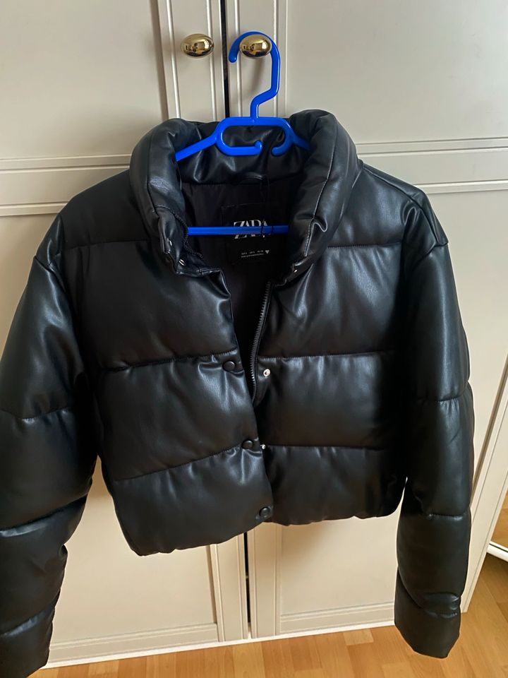 Zara Damen Jacke mit Taschen in Oberhausen