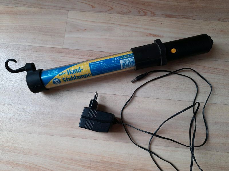 Akku-Hand-Stablampe (Werkstatt), LED, Wessels + Müller, sehr gut in  Nordrhein-Westfalen - Hagen | Werkzeug Anzeigen | eBay Kleinanzeigen ist  jetzt Kleinanzeigen