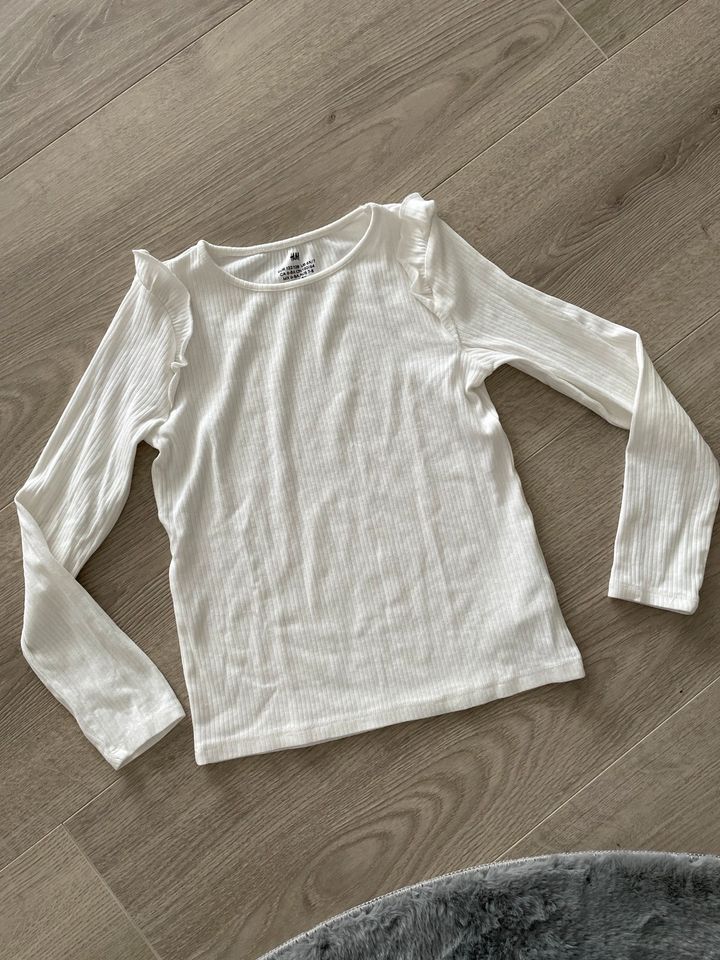 H&m Langarmshirt weiß Rüschen neuwertig gr.122/128 in Troisdorf