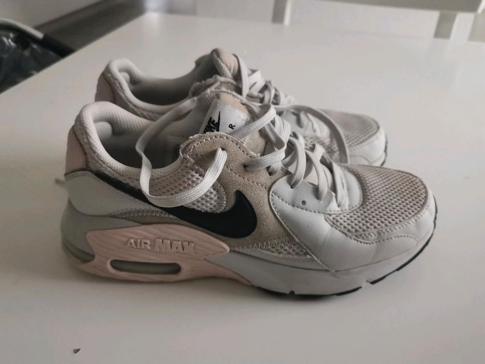 Nike air max gr 37.5 in Kottweiler-Schwanden