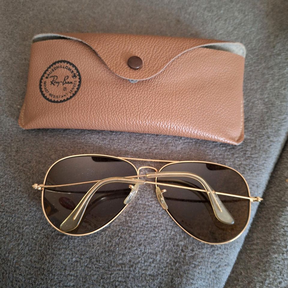 Ray Ban Sonnenbrille in Bad Vilbel