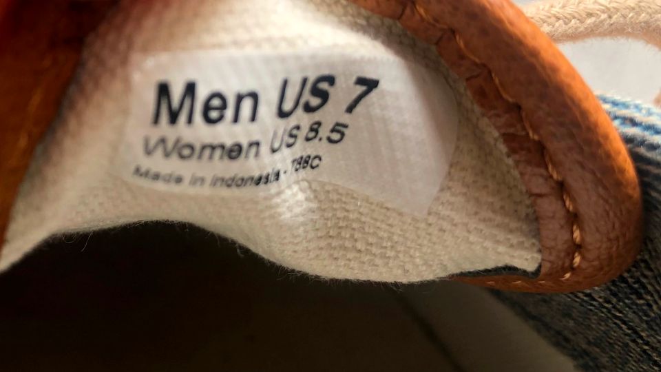 Vans beige Größe 39.5 (Herren US 7 / Damen US 8.5) in Hamburg