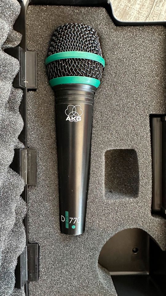 AKG D770 Mikrofon inkl. Box Dynamisch / Gesang in Saarbrücken