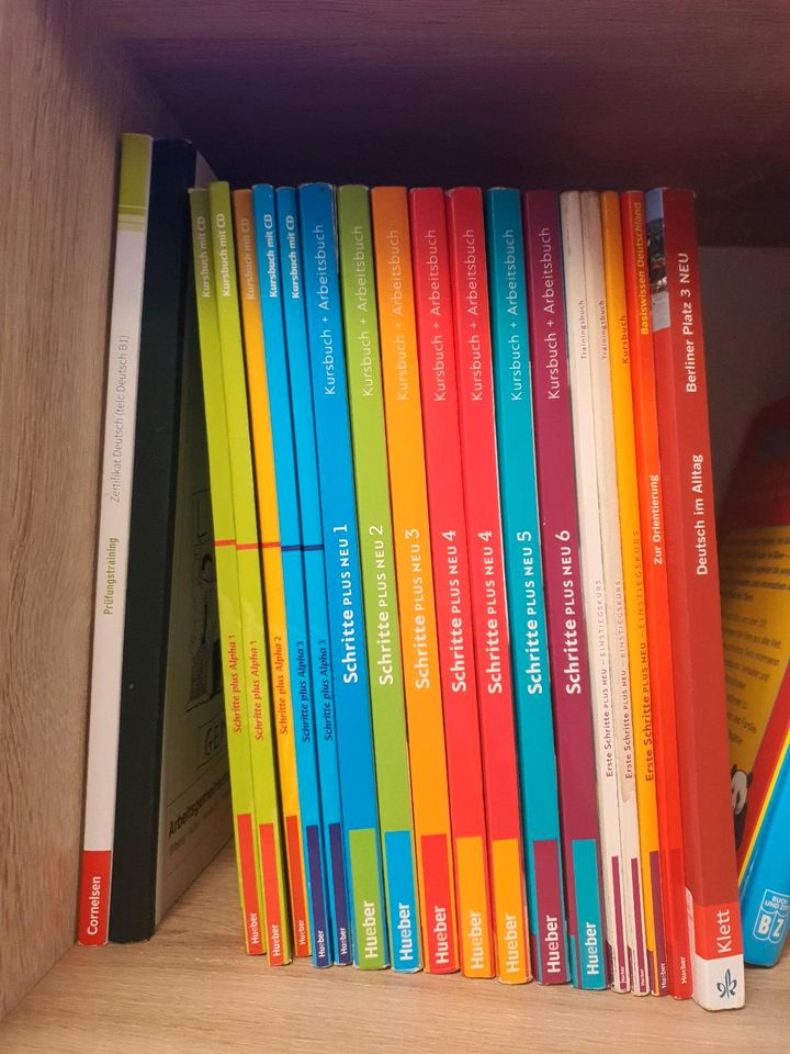 Bücher ,,Von Alphabet -B1 Kurs ...... in Troisdorf