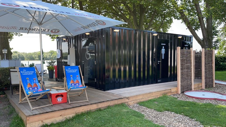 Toilettenwagen Campingplatz  Container in Voerde (Niederrhein)